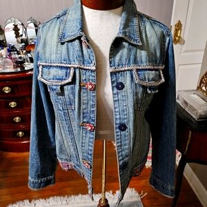Women's denim jacket